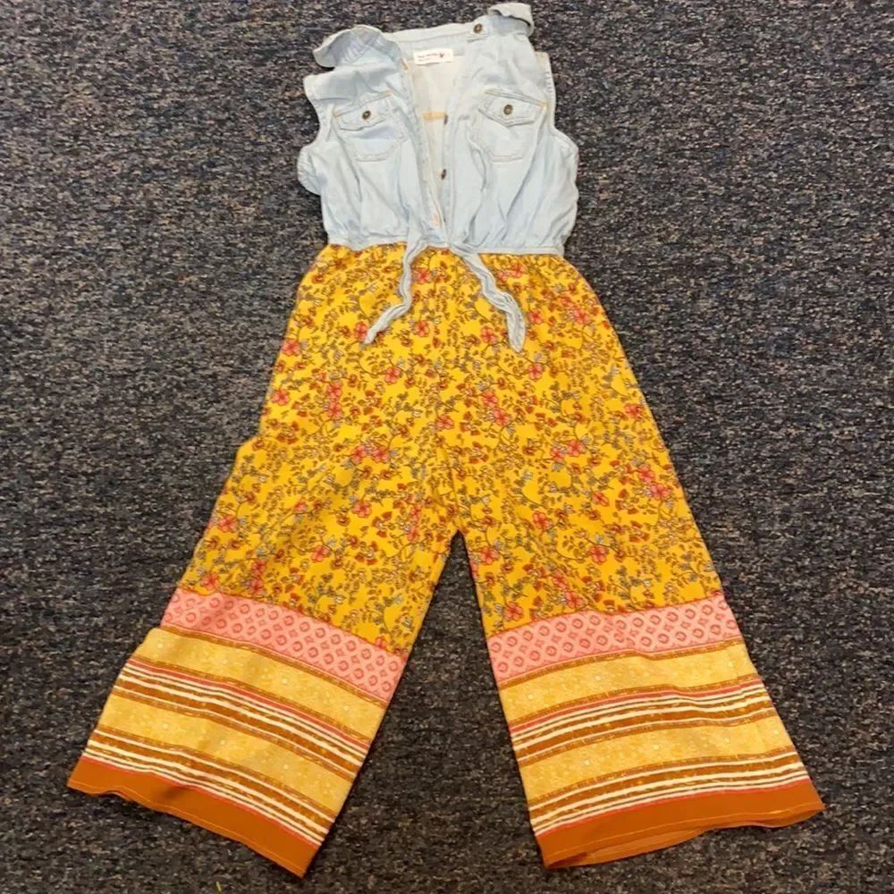 Knit Works Floral Denim Romper sz. S